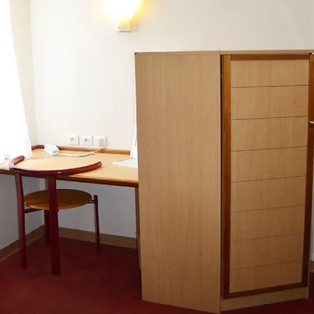 Hotell The Originals Artyster Ferrand Clermont-Ferrand