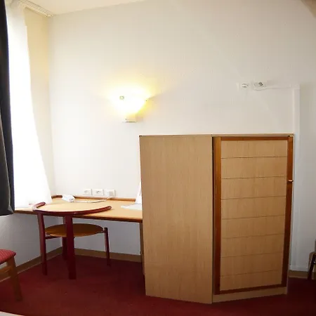 The Originals Artyster Ferrand فندق كليرمونت-فيراند