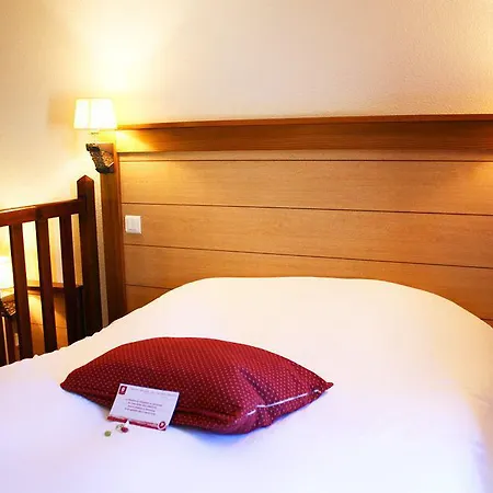 Hotell The Originals Artyster Ferrand 3*