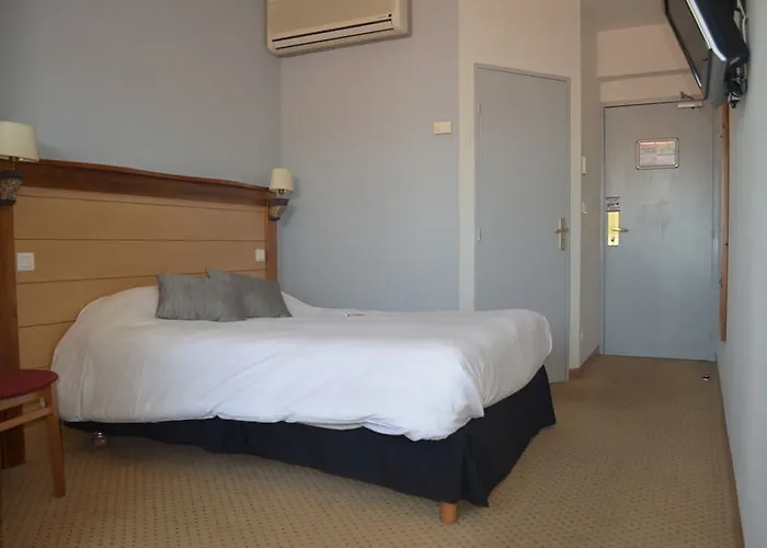 מלון The Originals Artyster Ferrand 3*